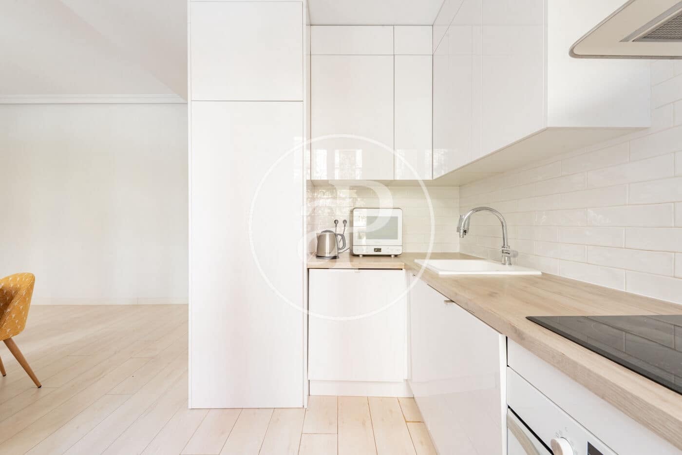 Apartamento de 2 habitaciones en Madrid ciudad en alquiler - 3.500 € (Ref: 10059186)