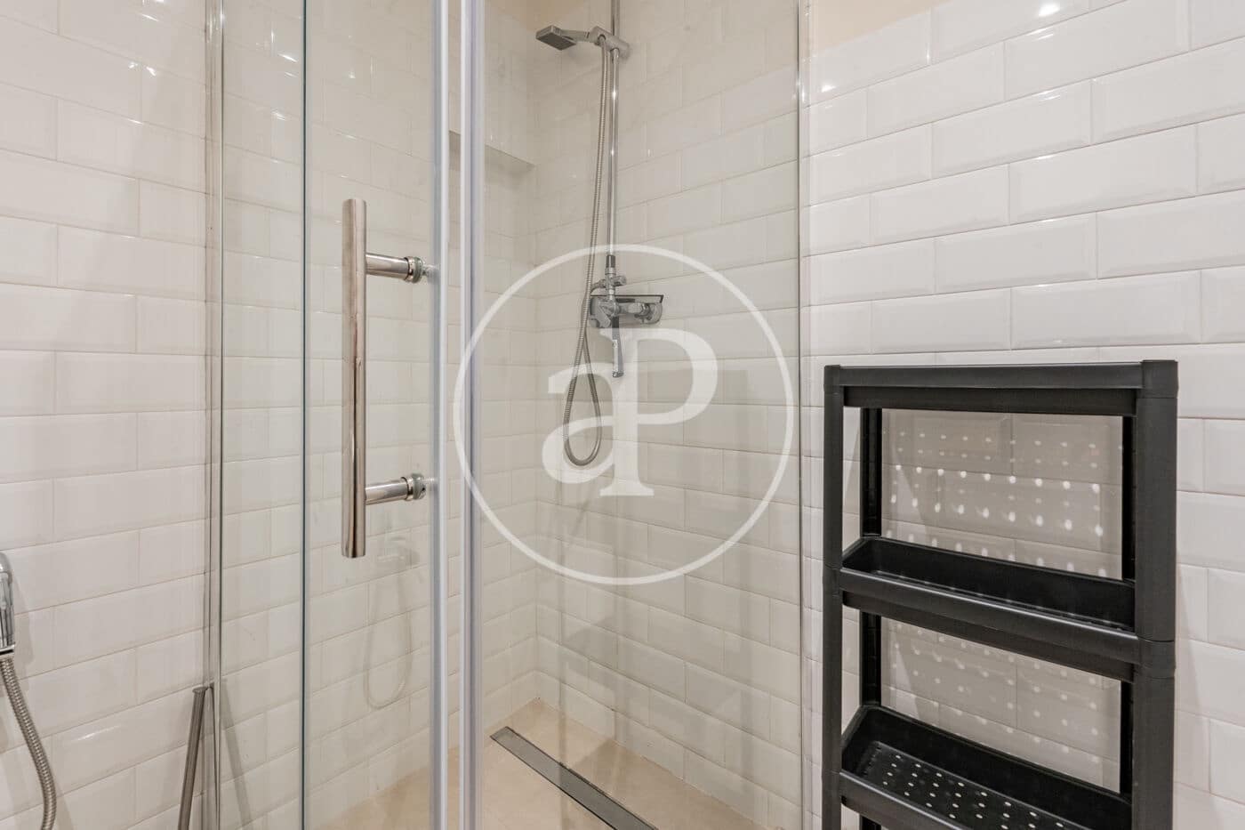Apartamento de 2 habitaciones en Madrid ciudad en alquiler - 3.500 € (Ref: 10059186)