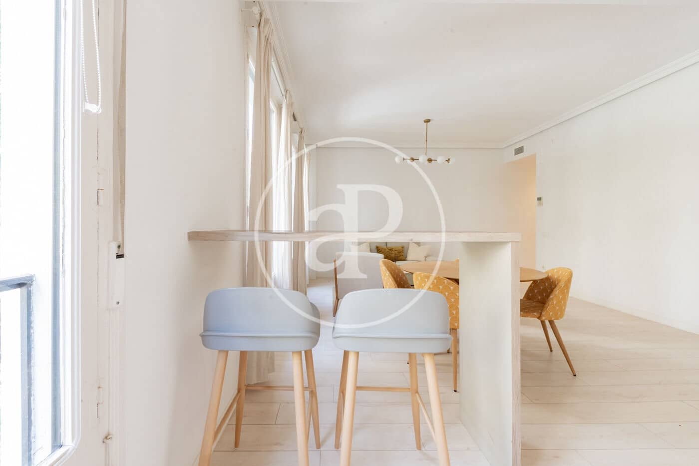 Apartamento de 2 habitaciones en Madrid ciudad en alquiler - 3.500 € (Ref: 10059186)