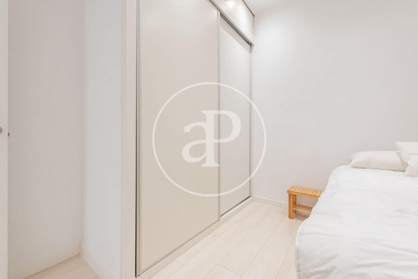 Apartamento de 2 habitaciones en Madrid ciudad en alquiler - 3.500 € (Ref: 10059186)