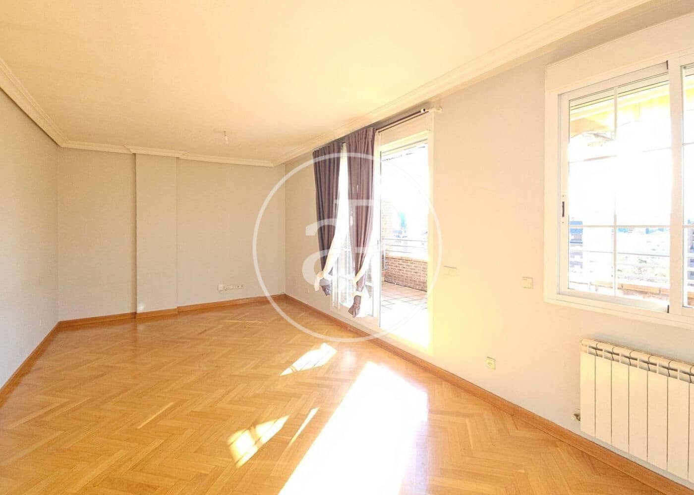 2 chambre Penthouse à vendre à San Sebastian de los Reyes avec piscine - 700 000 € (Ref: 10062061)