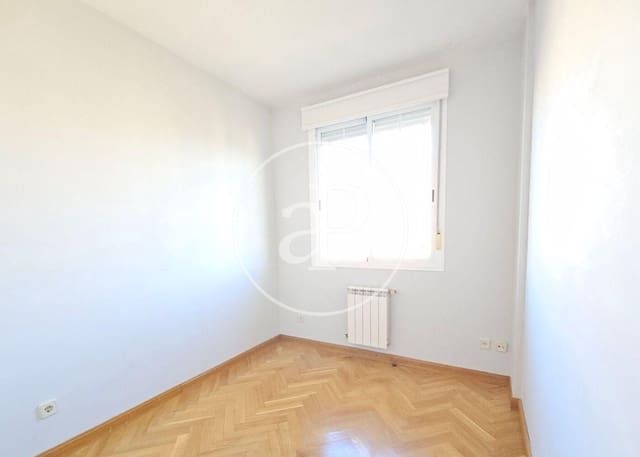 2 chambre Penthouse à vendre à San Sebastián de los Reyes avec piscine - 700 000 € (Ref: 10062061)