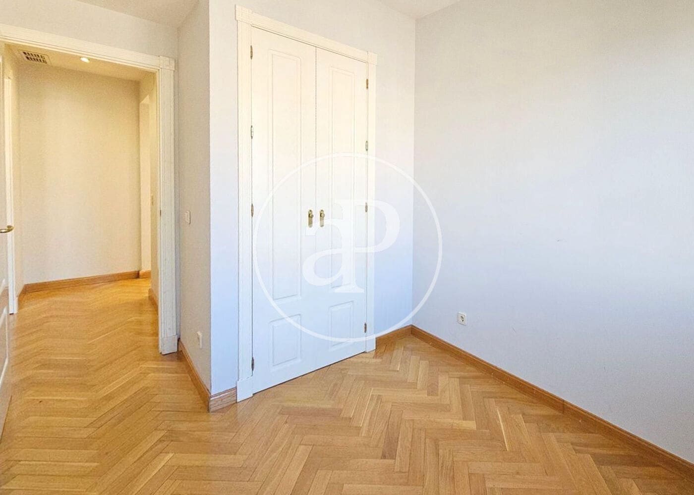 2 chambre Penthouse à vendre à San Sebastian de los Reyes avec piscine - 700 000 € (Ref: 10062061)
