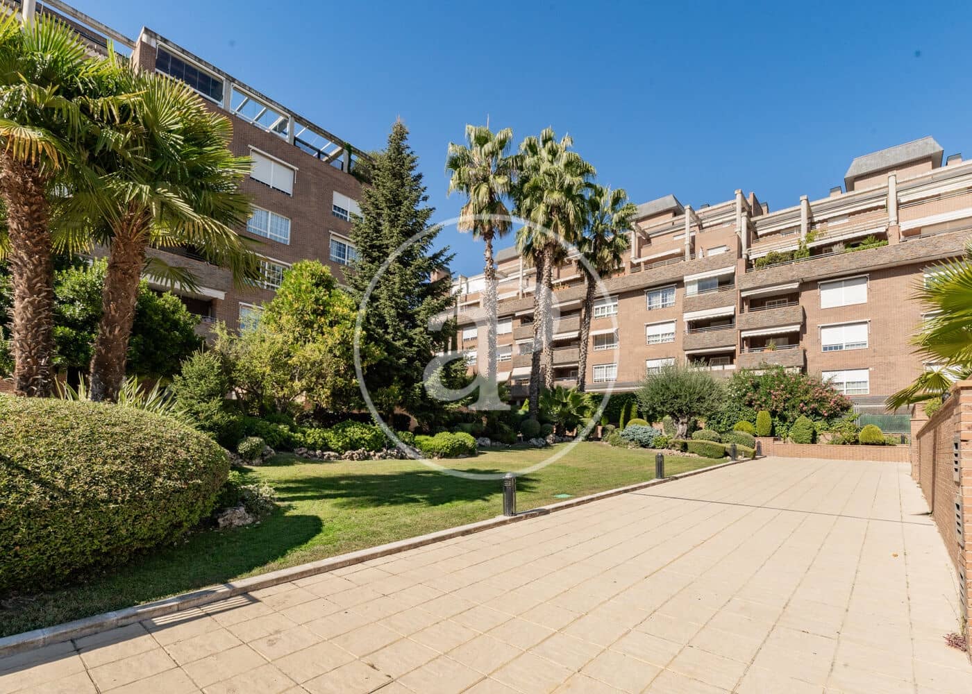 2 chambre Penthouse à vendre à San Sebastian de los Reyes avec piscine - 700 000 € (Ref: 10062061)