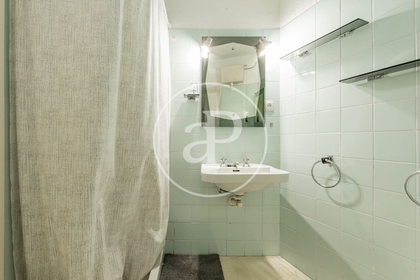 3 bedroom Apartment for sale in Madrid city - € 1,050,000 (Ref: 10062062)