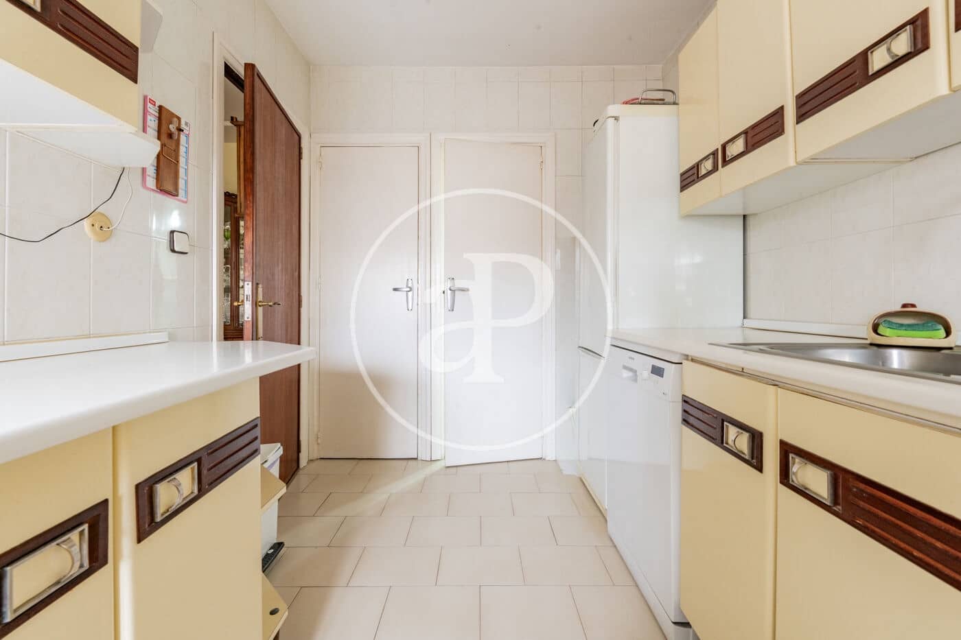 3 bedroom Apartment for sale in Madrid city - € 1,050,000 (Ref: 10062062)