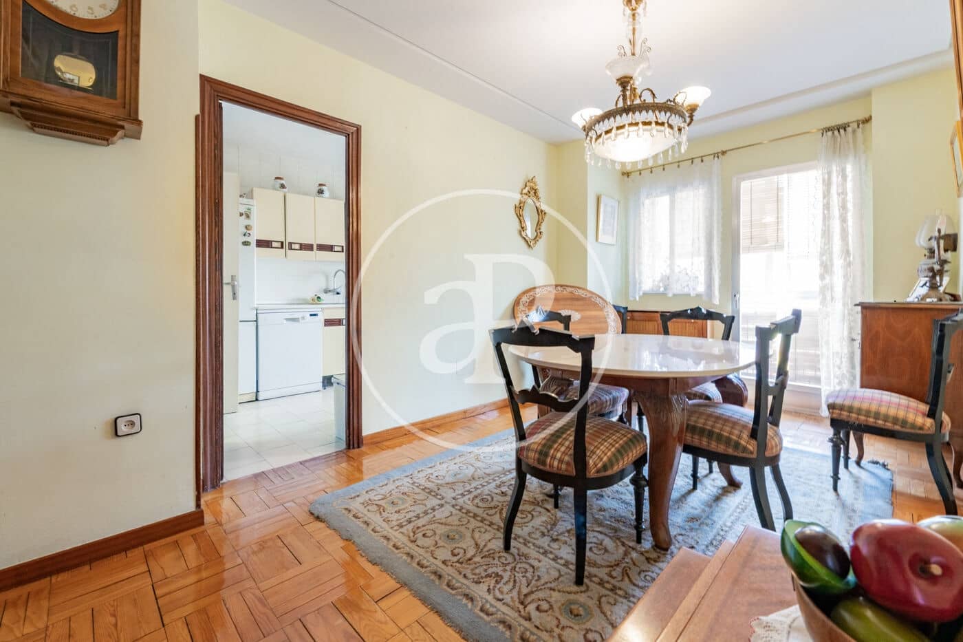 3 bedroom Apartment for sale in Madrid city - € 1,050,000 (Ref: 10062062)