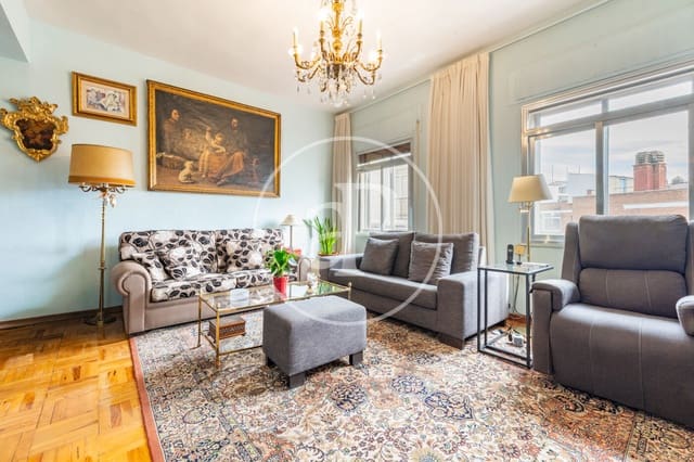 3 sovrum Lägenhet till salu i Almagro, Madrid stad - 1 050 000 € (Ref: 10062062)