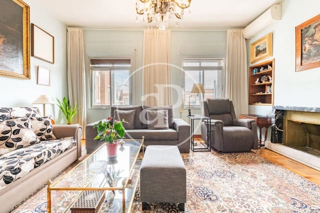 3 sovrum Lägenhet till salu i Almagro, Madrid stad - 1 050 000 € (Ref: 10062062)