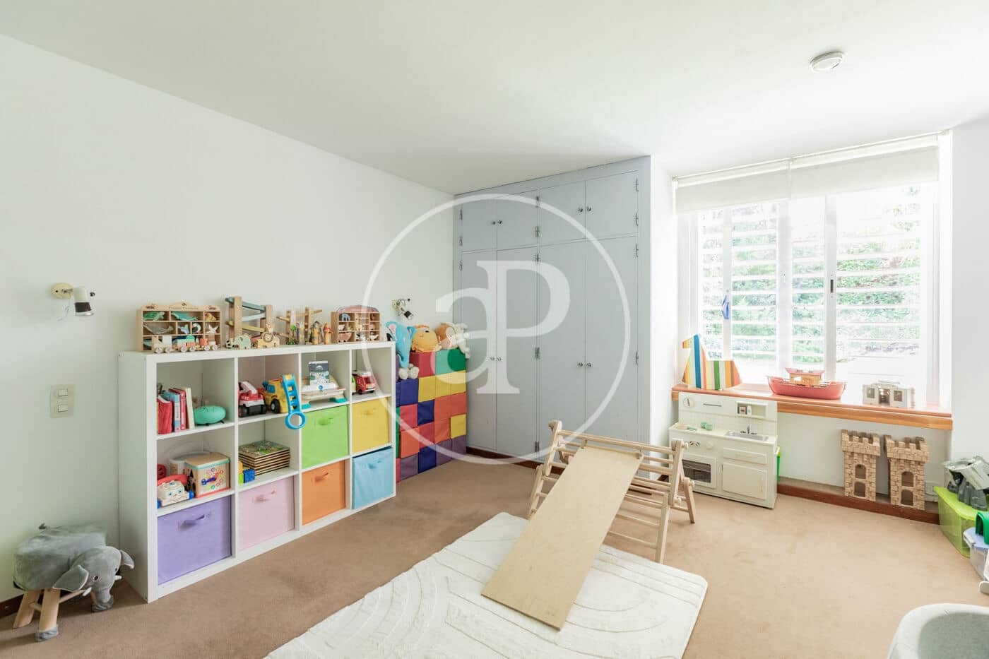 6 quarto Moradia para venda em Pozuelo de Alarcon com piscina - 3 500 000 € (Ref: 10067816)
