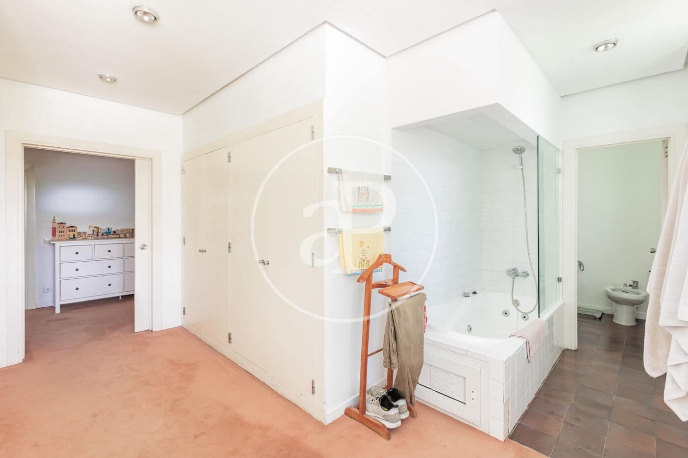 6 quarto Moradia para venda em Pozuelo de Alarcon com piscina - 3 500 000 € (Ref: 10067816)