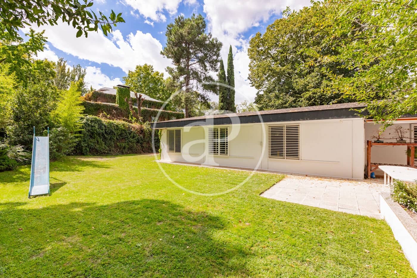 6 quarto Moradia para venda em Pozuelo de Alarcon com piscina - 3 500 000 € (Ref: 10067816)