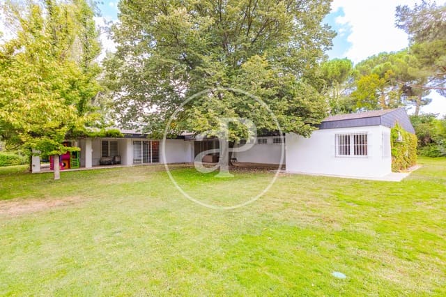 6 quarto Moradia para venda em Pozuelo de Alarcón com piscina - 3 500 000 € (Ref: 10067816)