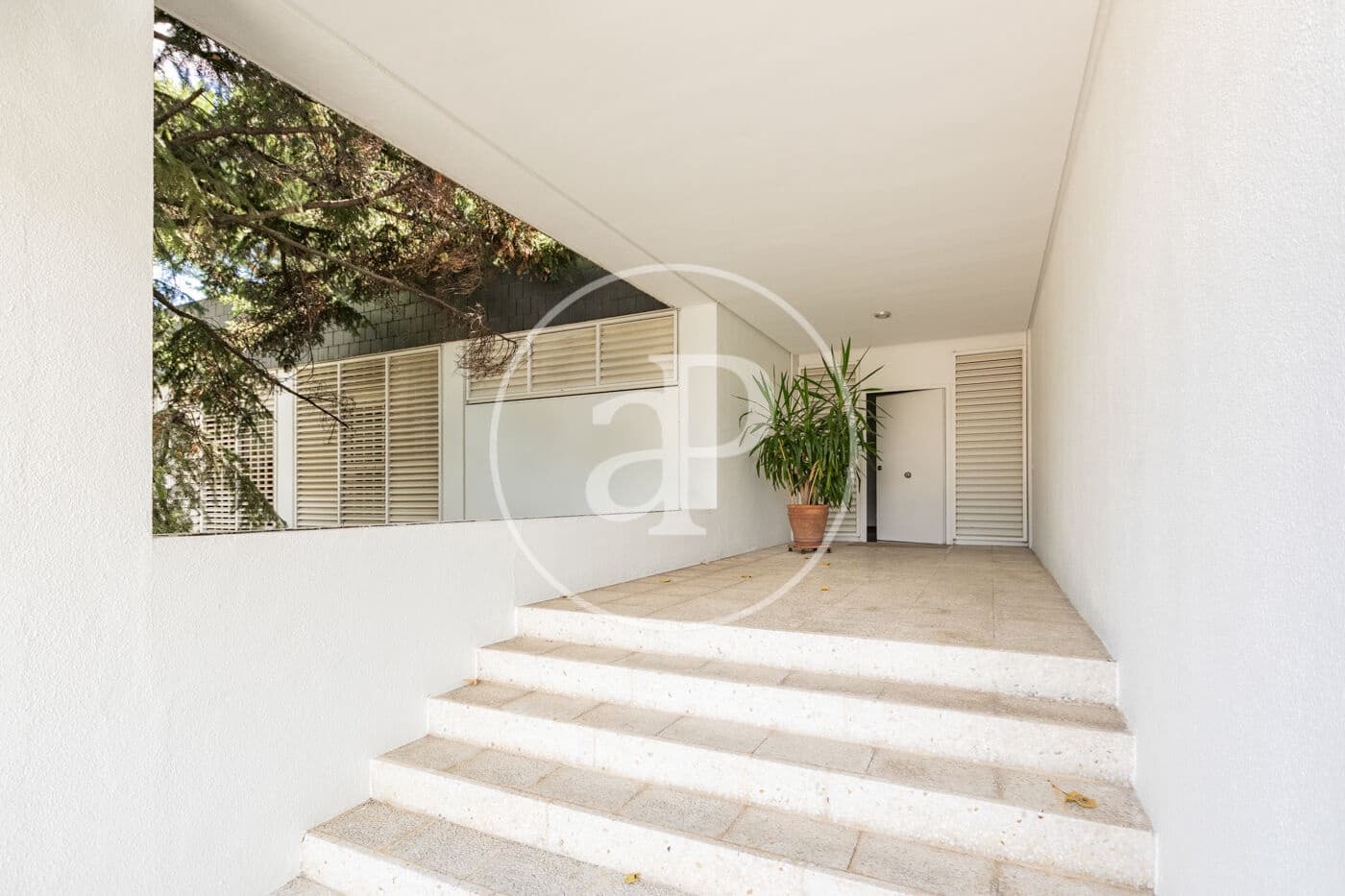 6 quarto Moradia para venda em Pozuelo de Alarcon com piscina - 3 500 000 € (Ref: 10067816)