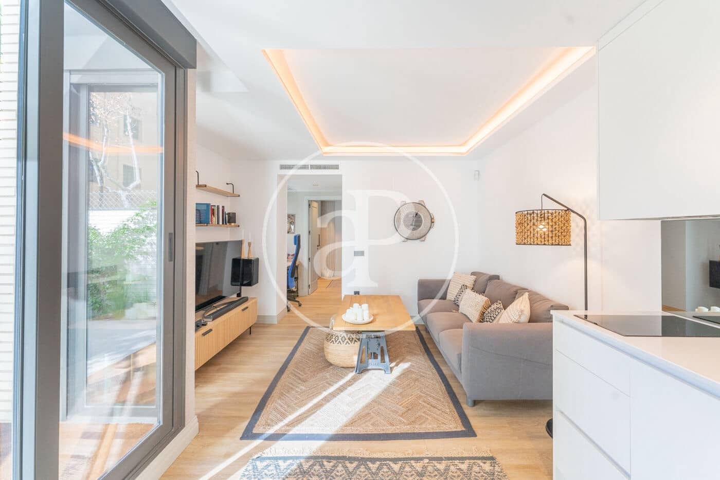 Apartamento de 1 habitación en Madrid ciudad en alquiler con piscina garaje - 1.750 € (Ref: 10075569)