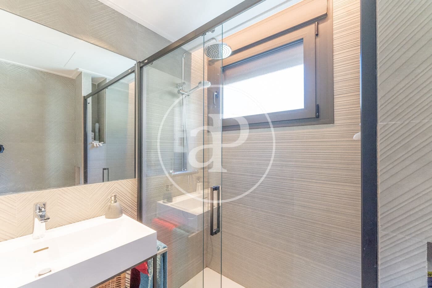Apartamento de 1 habitación en Madrid ciudad en alquiler con piscina garaje - 1.750 € (Ref: 10075569)