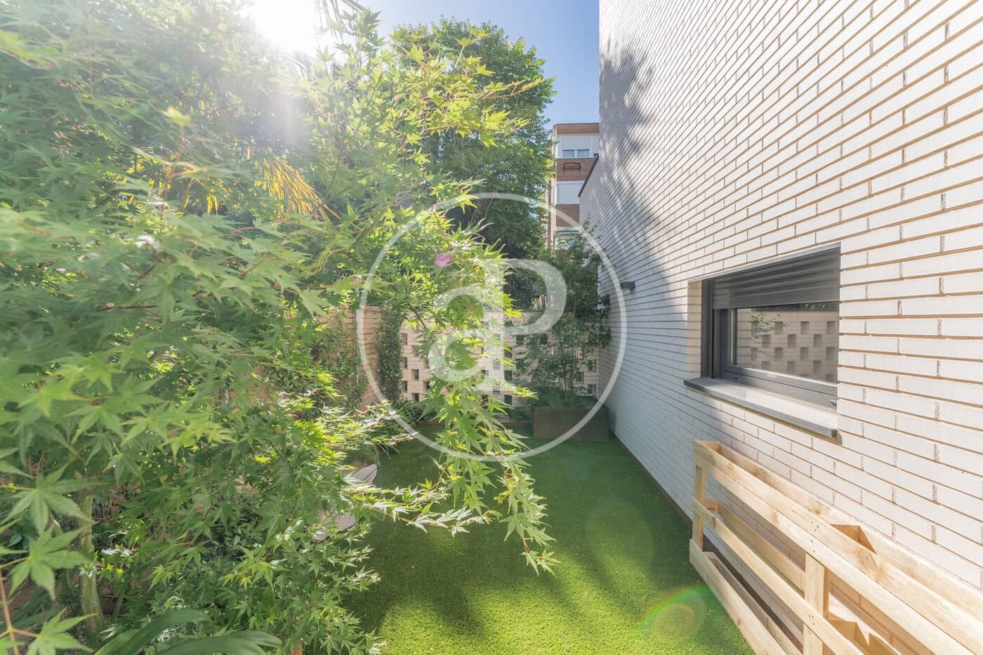 Apartamento de 1 habitación en Madrid ciudad en alquiler con piscina garaje - 1.750 € (Ref: 10075569)