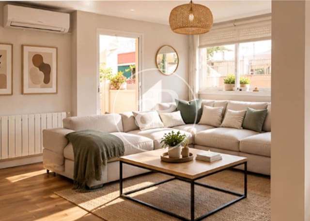 2 bedroom Apartment for sale in Ciudad Jardín, Madrid city - € 700,000 (Ref: 10075570)