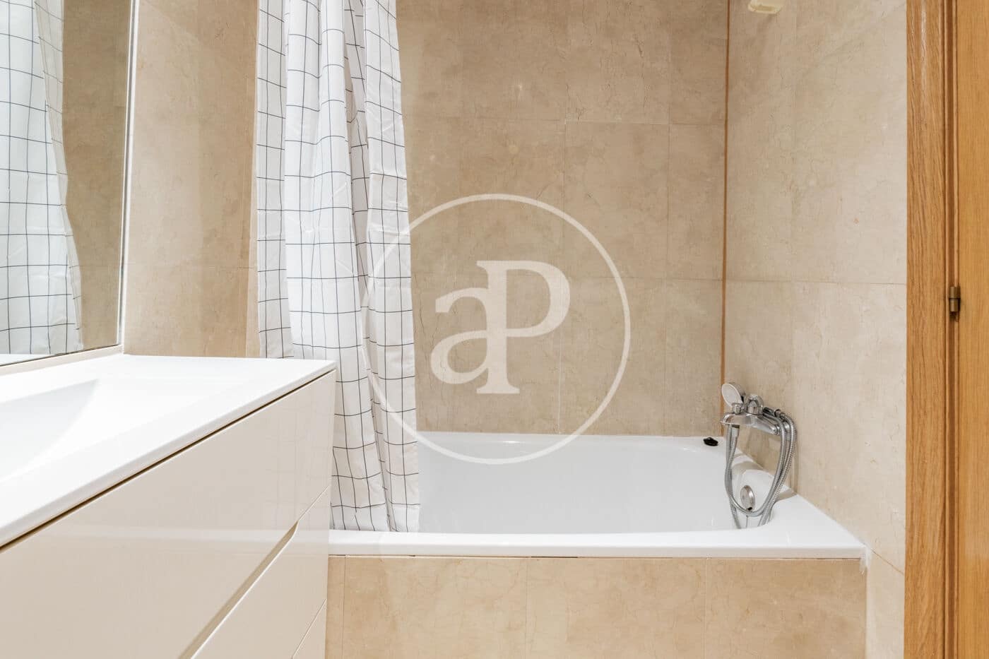 2 camera da letto Appartamento da affittare in Madrid citta - 1.900 € (Rif: 10075571)