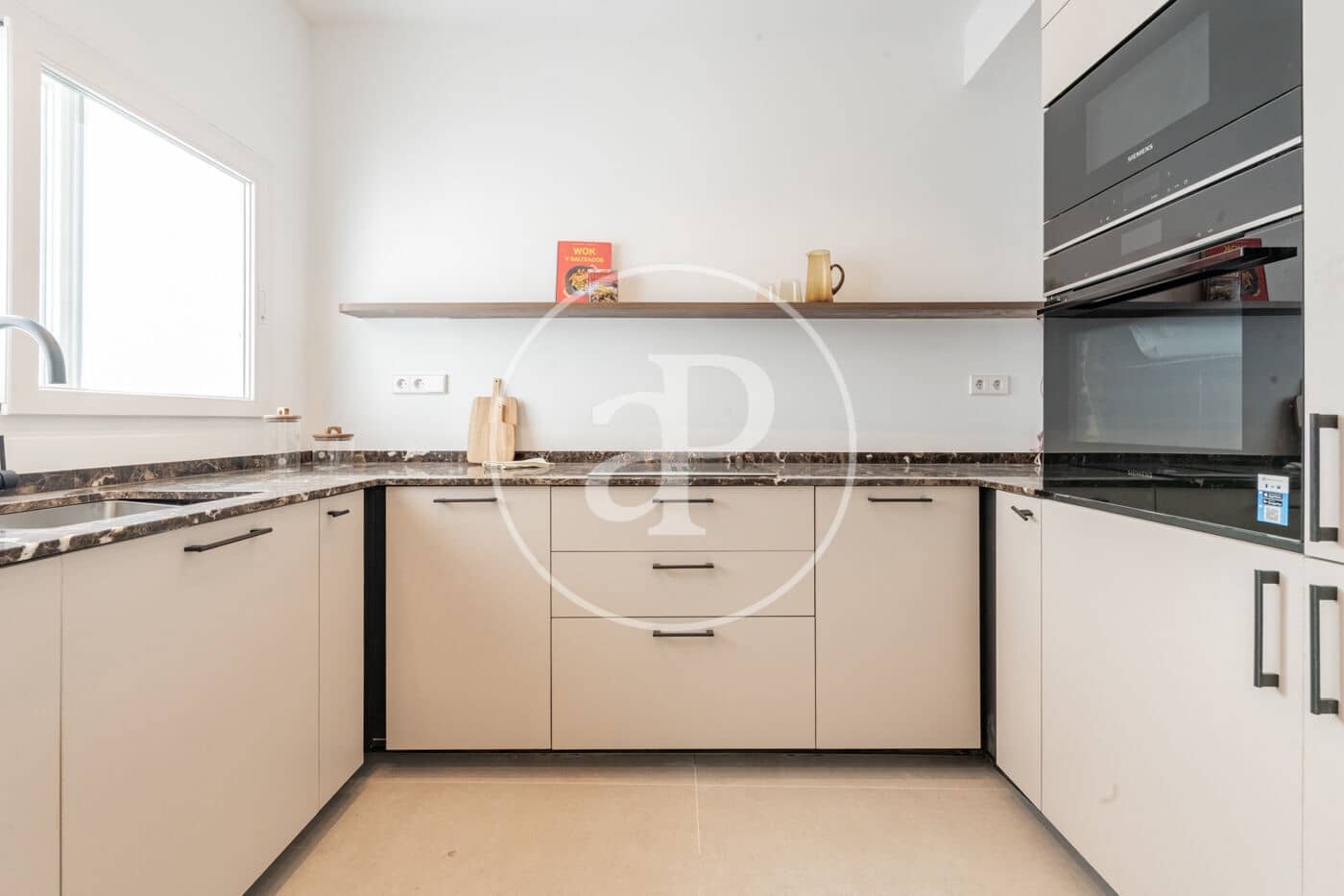 4 bedroom Apartment for sale in Madrid city - € 1,880,000 (Ref: 10078177)