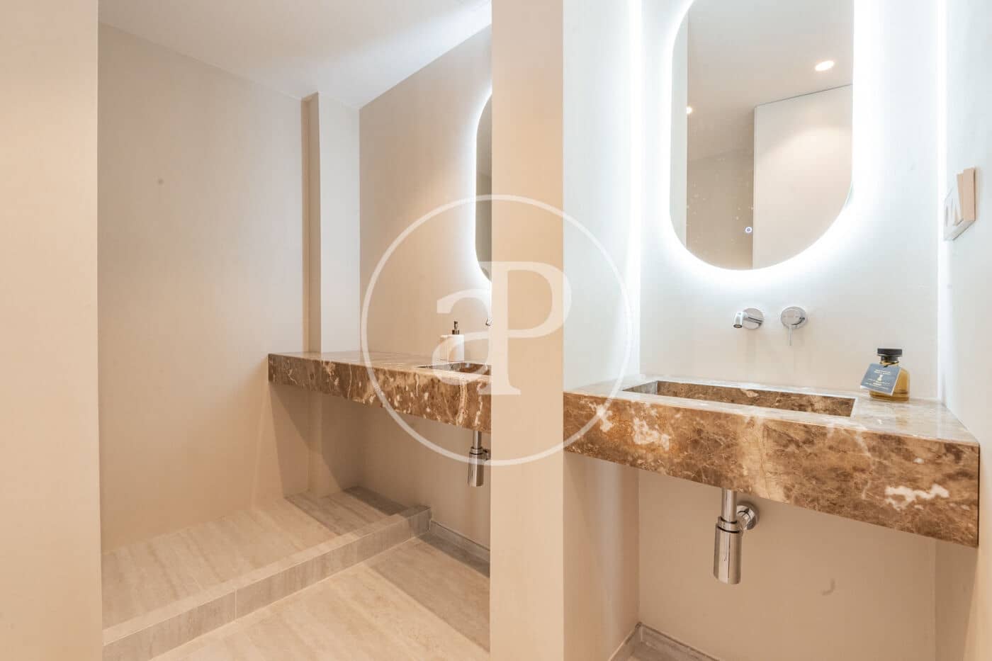 4 bedroom Apartment for sale in Madrid city - € 1,880,000 (Ref: 10078177)