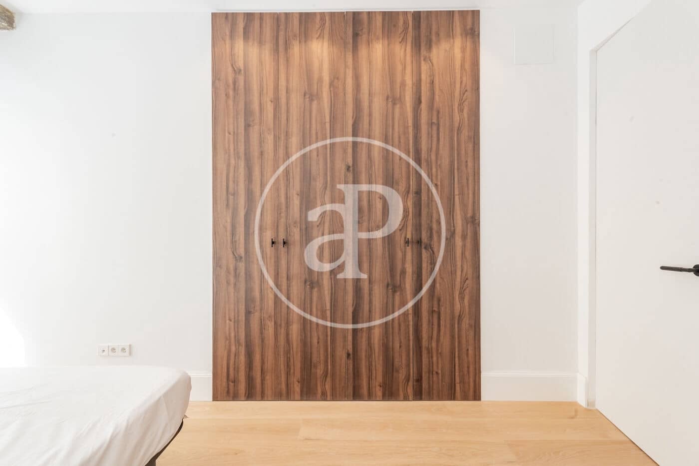4 bedroom Apartment for sale in Madrid city - € 1,880,000 (Ref: 10078177)