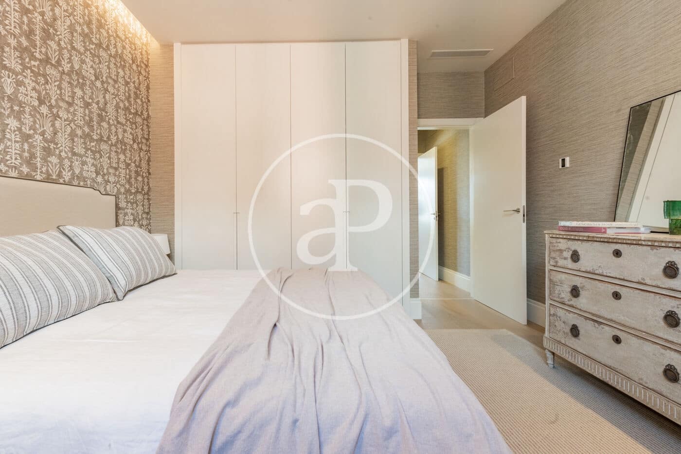1 slaapkamer Appartement te koop in Madrid stad met zwembad - € 1.310.000 (Ref: 10078180)