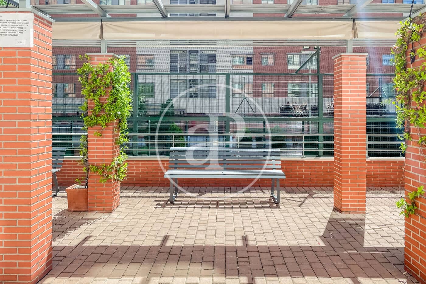 Apartamento de 4 habitaciones en Madrid ciudad en venta con piscina garaje - 1.100.000 € (Ref: 10078183)