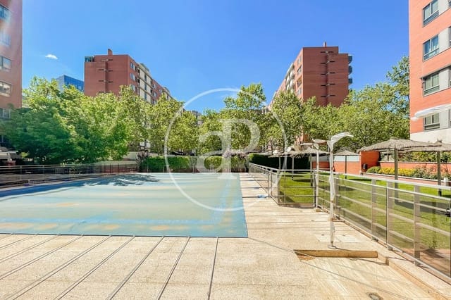 4 soverom Leilighet til salgs i Legazpi, Madrid by med svømmebasseng garasje - € 1 100 000 (Ref: 10078183)