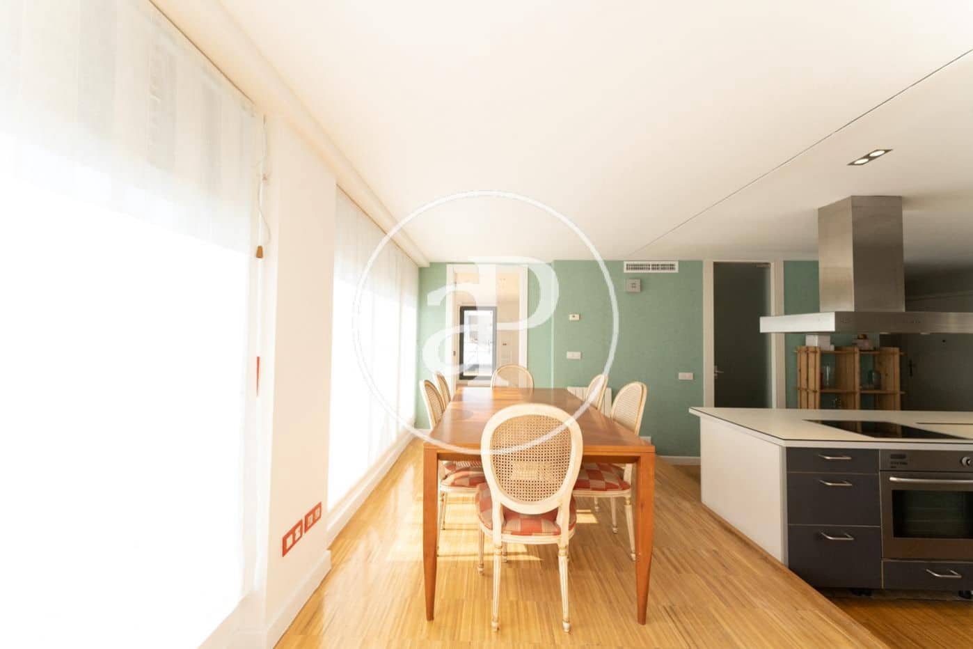 Penthouse de 3 chambres à louer à Madrid ville avec garage - 3 900 € (Ref: 10078186)