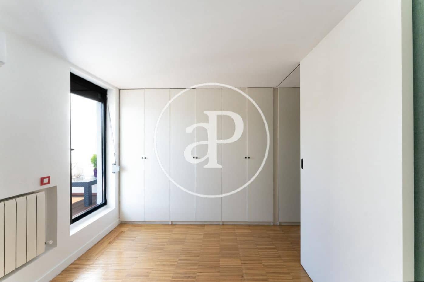 Penthouse de 3 chambres à louer à Madrid ville avec garage - 3 900 € (Ref: 10078186)