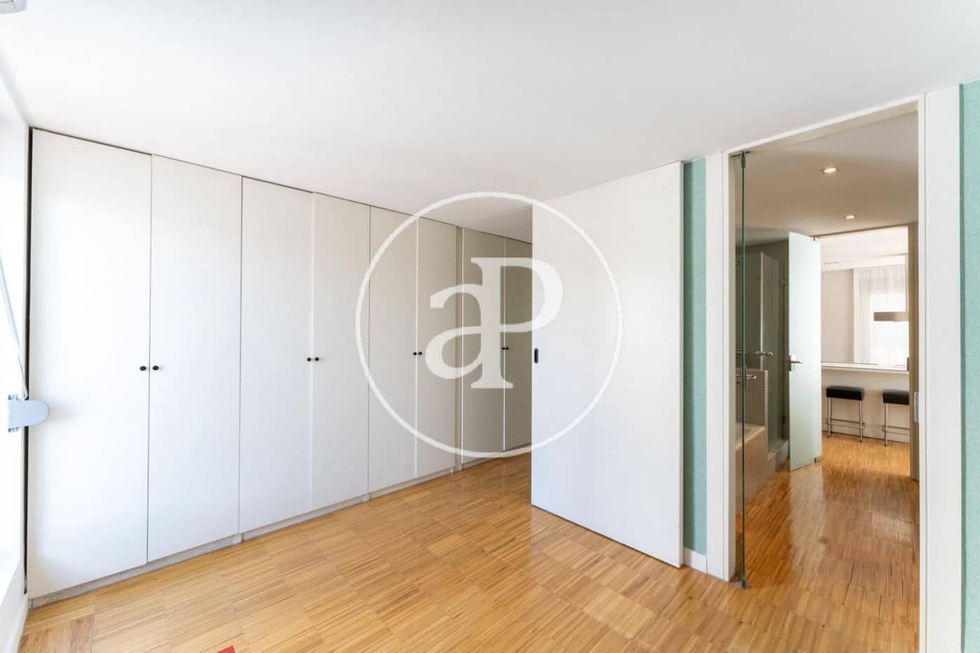 Penthouse de 3 chambres à louer à Madrid ville avec garage - 3 900 € (Ref: 10078186)