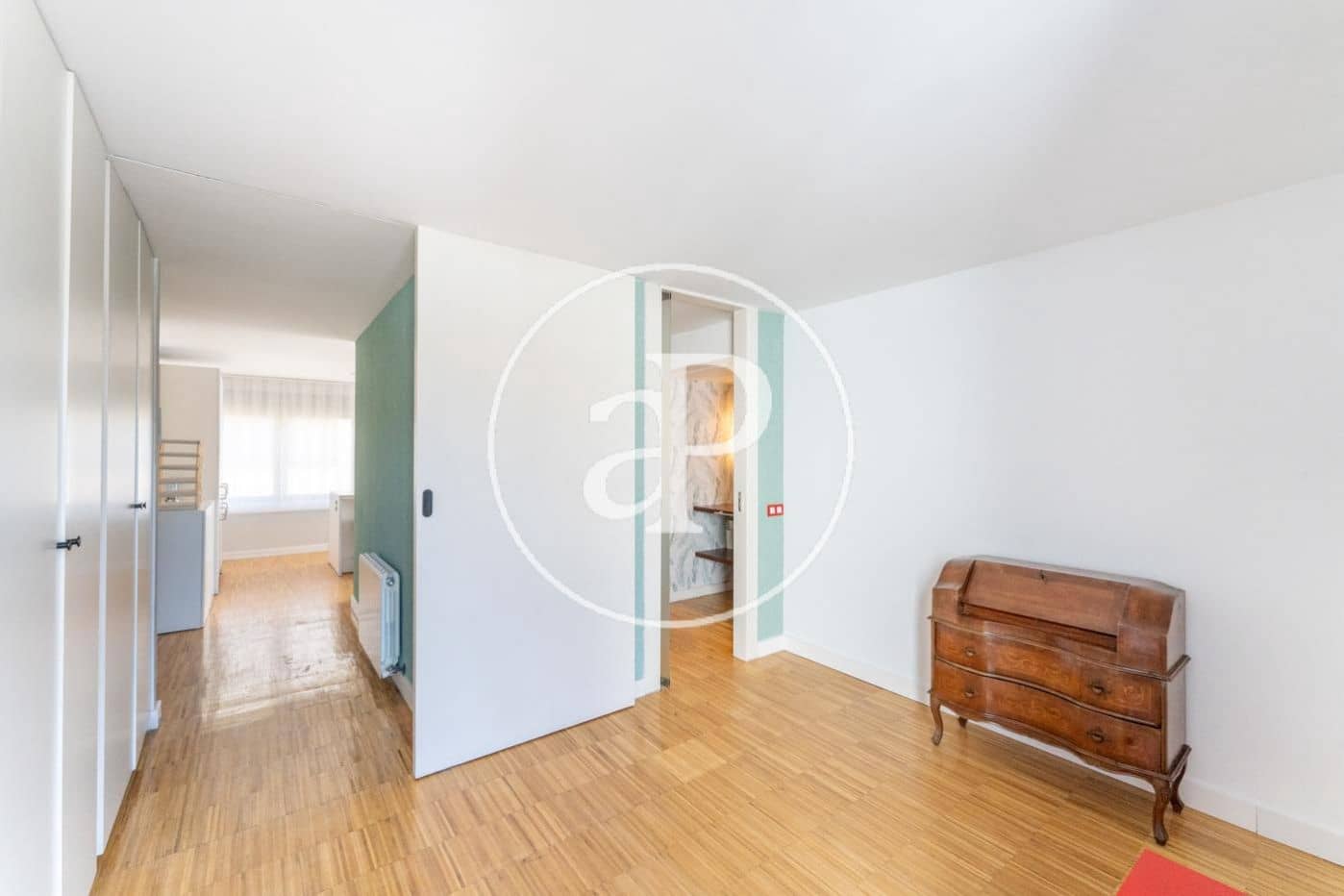 Penthouse de 3 chambres à louer à Madrid ville avec garage - 3 900 € (Ref: 10078186)