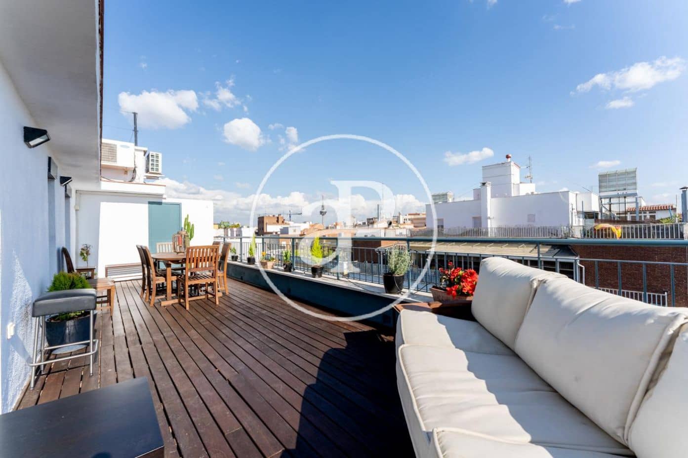 Penthouse de 3 chambres à louer à Madrid ville avec garage - 3 900 € (Ref: 10078186)