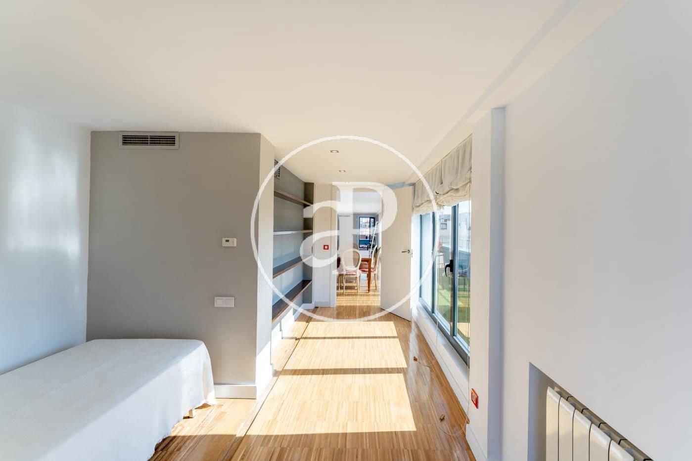 Penthouse de 3 chambres à louer à Madrid ville avec garage - 3 900 € (Ref: 10078186)
