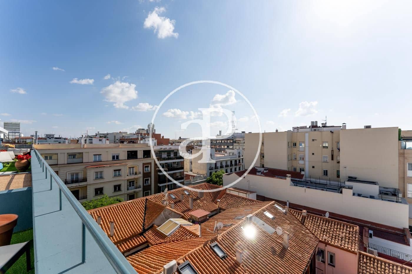 Penthouse de 3 chambres à louer à Madrid ville avec garage - 3 900 € (Ref: 10078186)