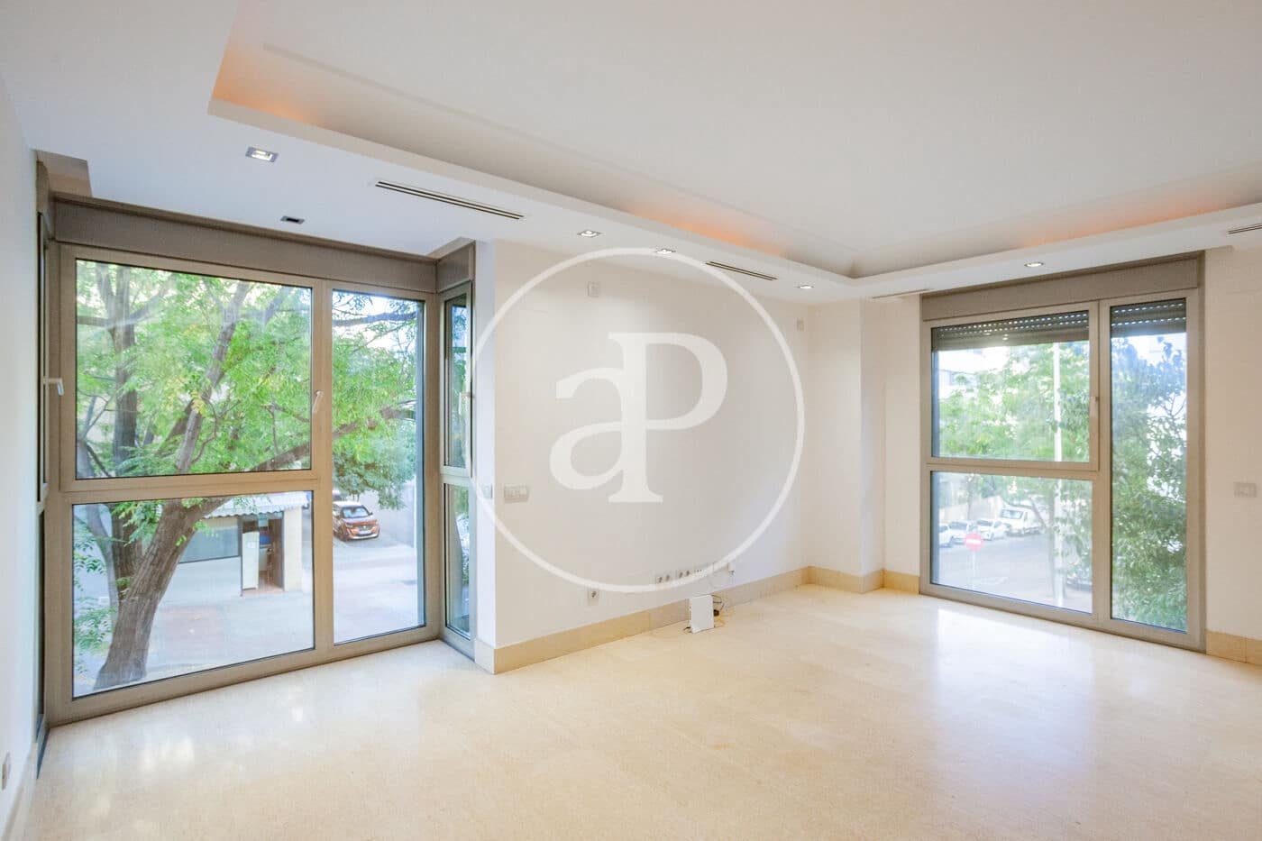 3 camera da letto Appartamento da affittare in Madrid citta con piscina garage - 2.400 € (Rif: 10078187)