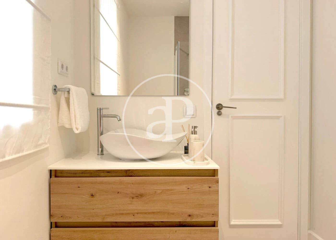 Apartamento de 3 habitaciones en Madrid ciudad en alquiler - 7.000 € (Ref: 10078190)