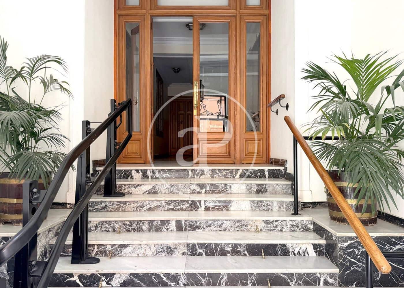 Apartamento de 3 habitaciones en Madrid ciudad en alquiler - 7.000 € (Ref: 10078190)