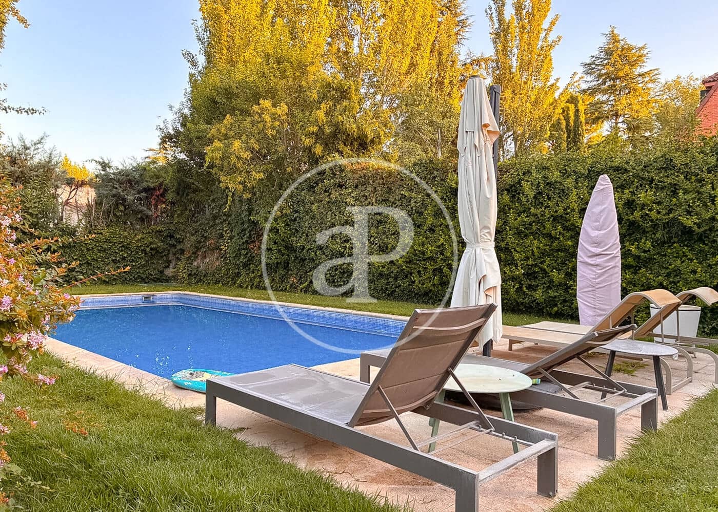 Chalet de 5 habitaciones en San Sebastián de los Reyes en venta con piscina garaje - 1.590.000 € (Ref: 10086063)
