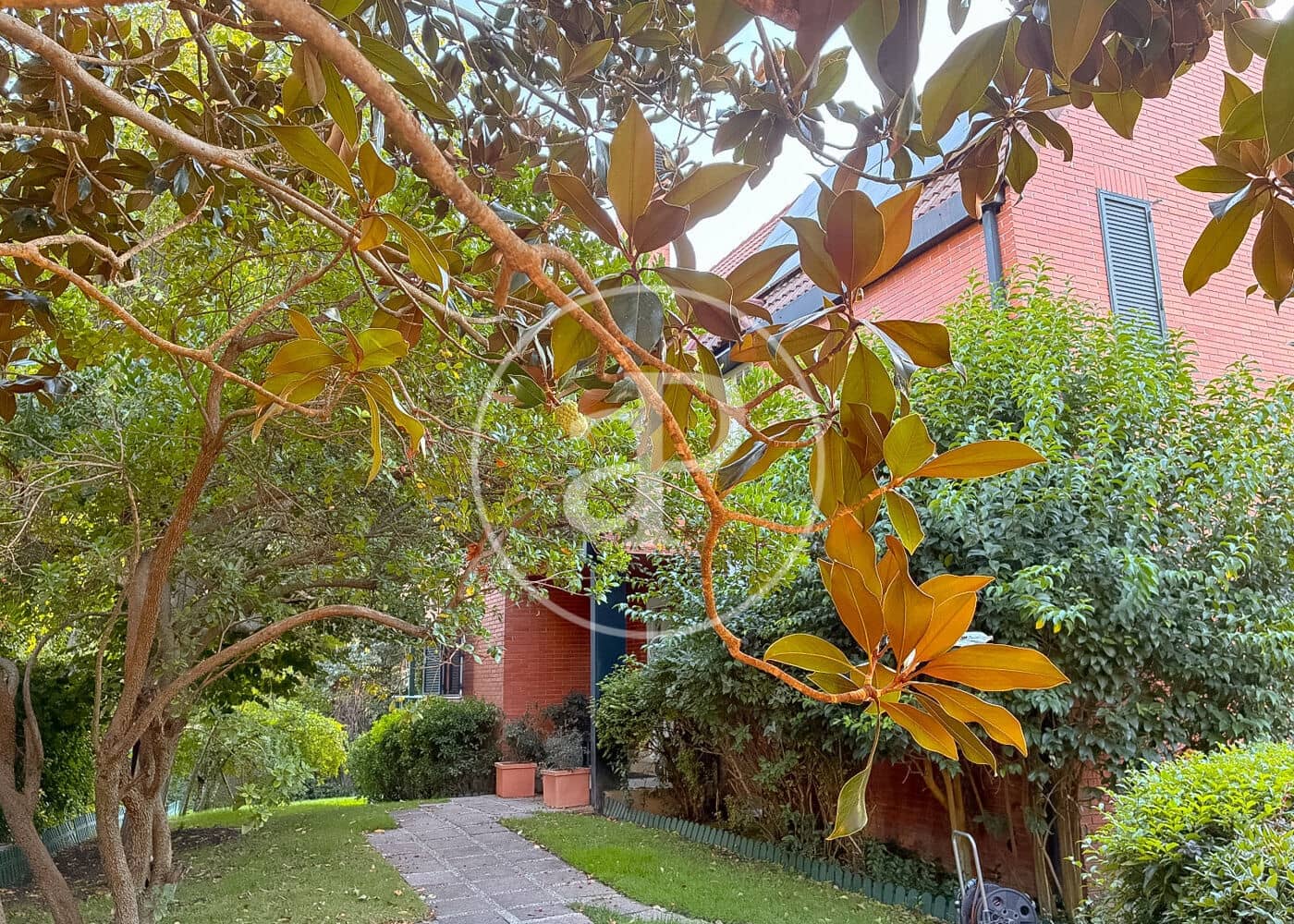 Chalet de 5 habitaciones en San Sebastián de los Reyes en venta con piscina garaje - 1.590.000 € (Ref: 10086063)
