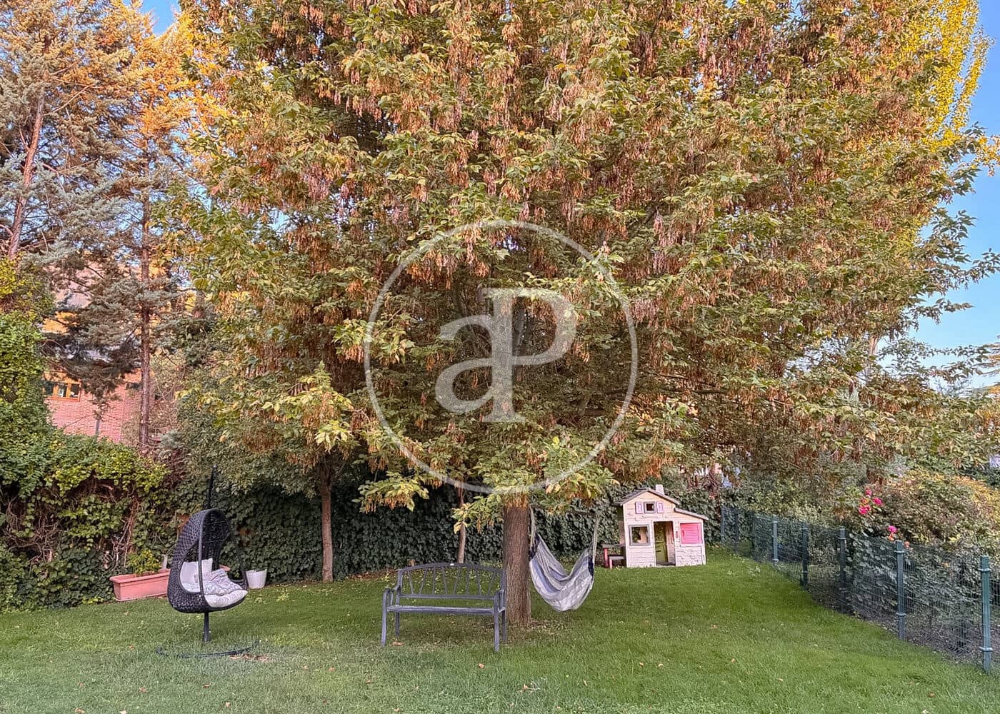 Chalet de 5 habitaciones en San Sebastián de los Reyes en venta con piscina garaje - 1.590.000 € (Ref: 10086063)