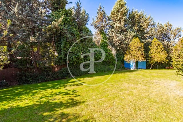 5 bedroom Villa for sale in Fuente del Fresno, San Sebastián de los Reyes with pool garage - € 1,590,000 (Ref: 10086063)