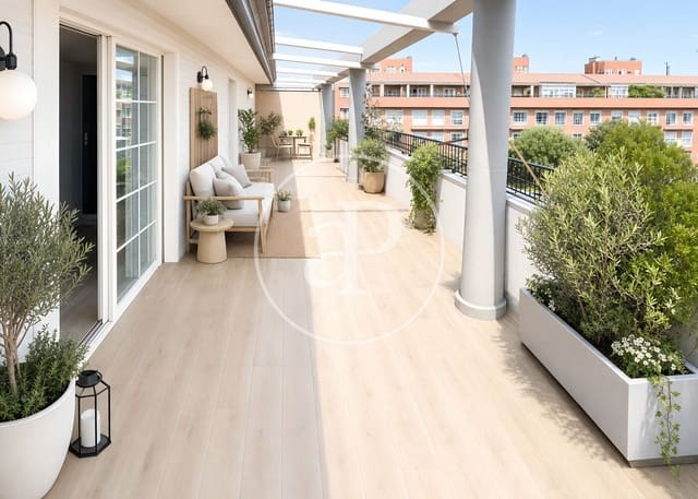 2 bedroom Penthouse for sale in Delicias, Madrid city with pool garage - € 950,000 (Ref: 10086064)