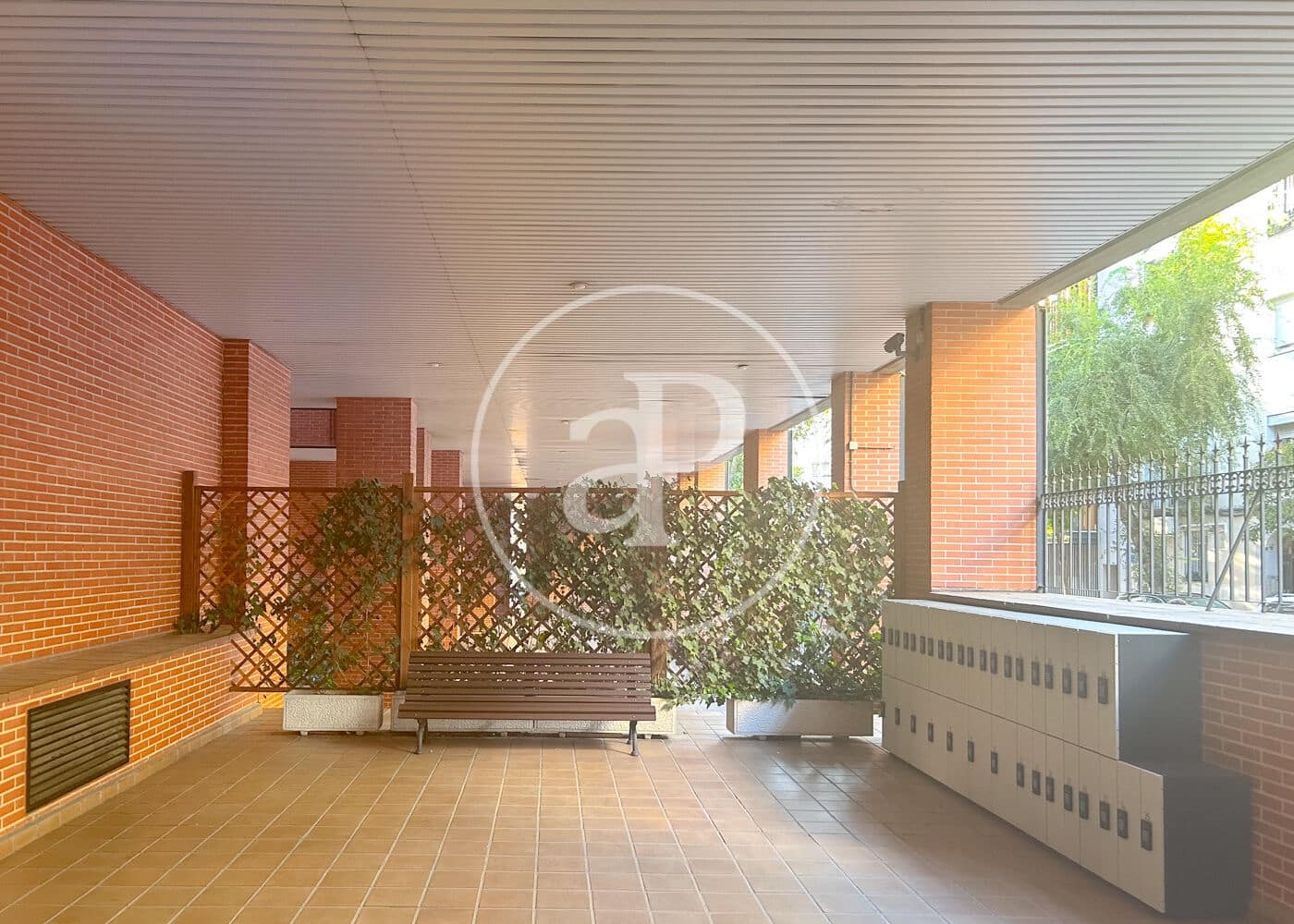2 bedroom Penthouse for sale in Madrid city with pool garage - € 950,000 (Ref: 10086064)