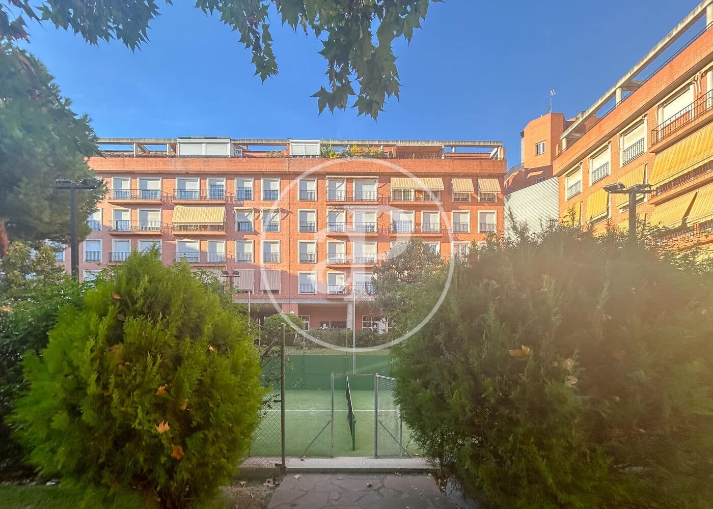 2 bedroom Penthouse for sale in Madrid city with pool garage - € 950,000 (Ref: 10086064)