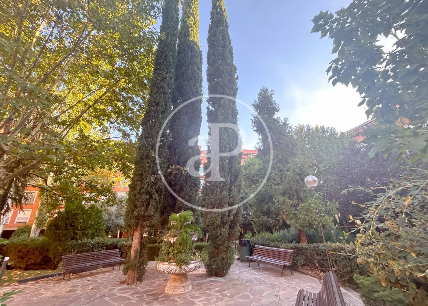2 bedroom Penthouse for sale in Madrid city with pool garage - € 950,000 (Ref: 10086064)