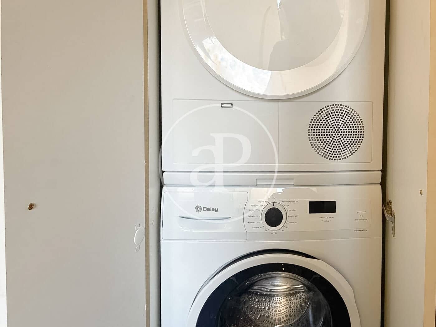 1 quarto Apartamento para arrendar em Madrid cidade - 2 350 € (Ref: 10086069)