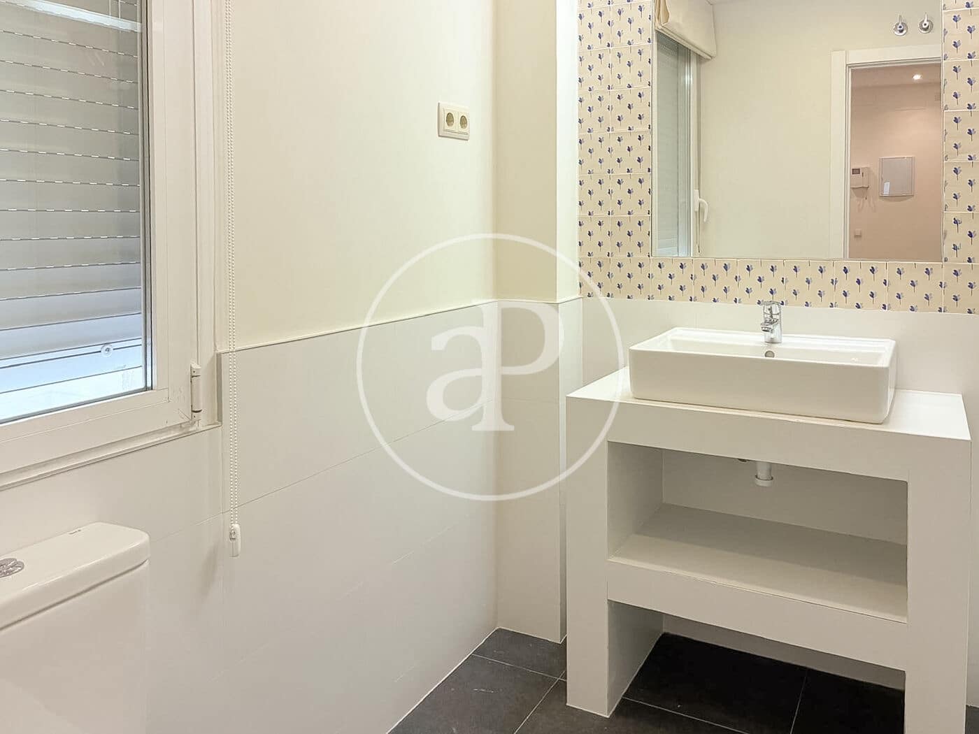 1 quarto Apartamento para arrendar em Madrid cidade - 2 350 € (Ref: 10086069)