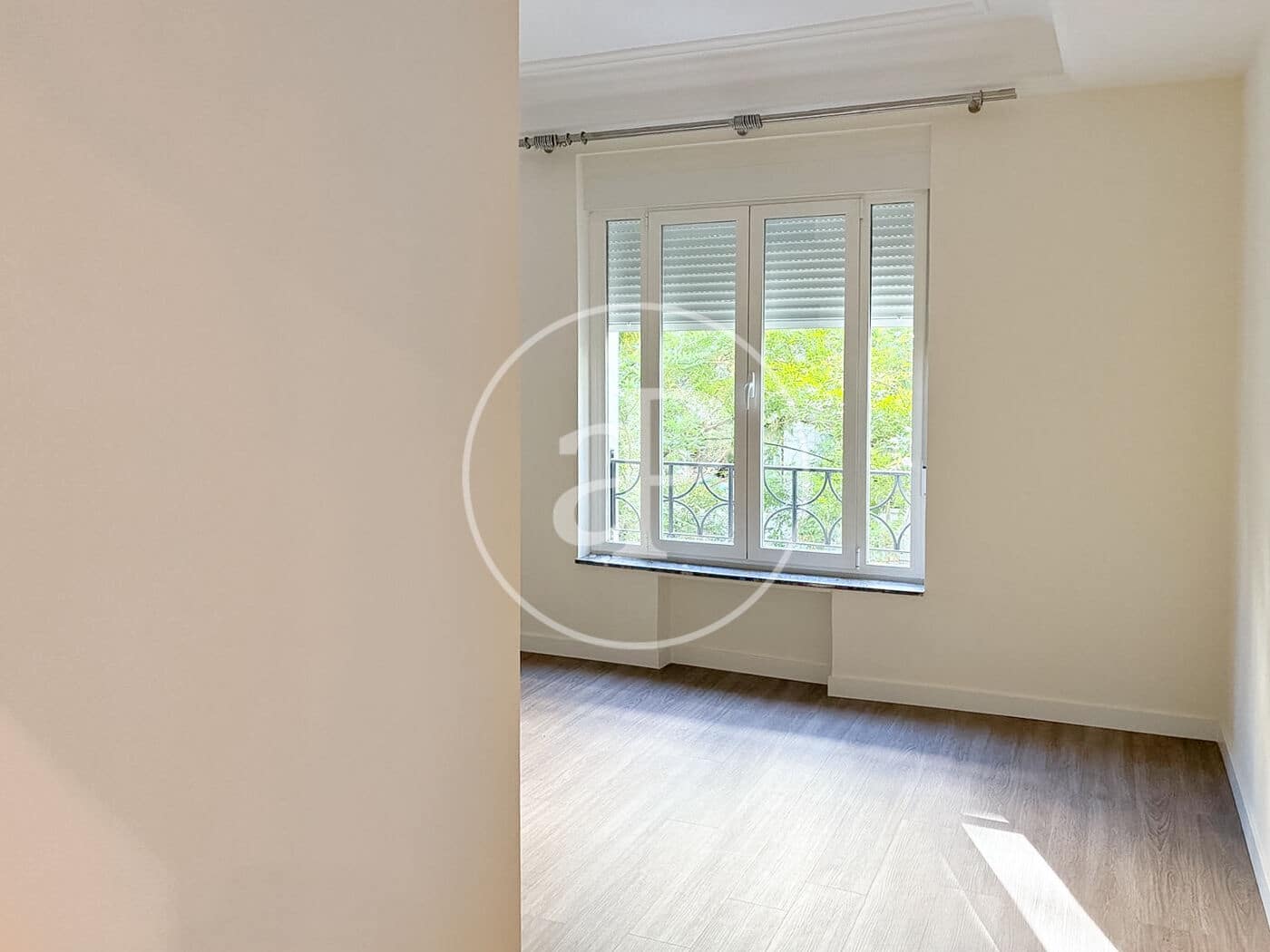 1 quarto Apartamento para arrendar em Madrid cidade - 2 350 € (Ref: 10086069)